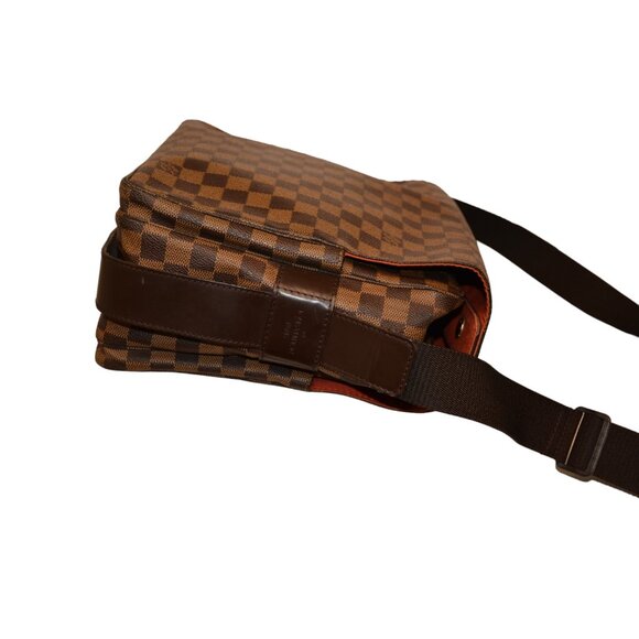Louis Vuitton Naviglio Damier Ebene Messenger Bag - Picture 8 of 15